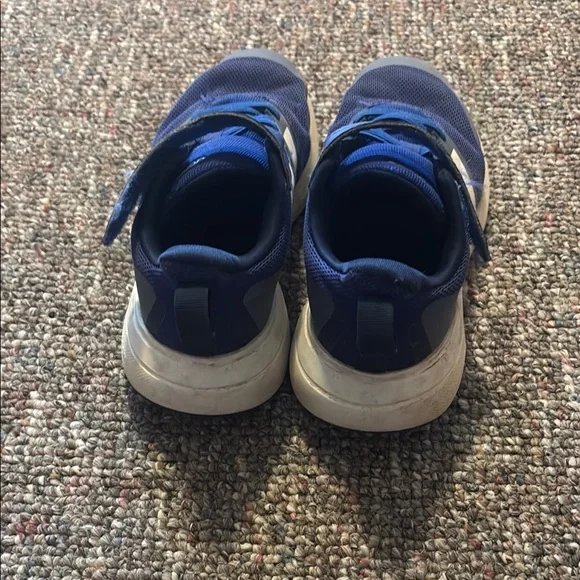 Adidas Blue and White Sneakers Sporty Design - Picture 4 of 5